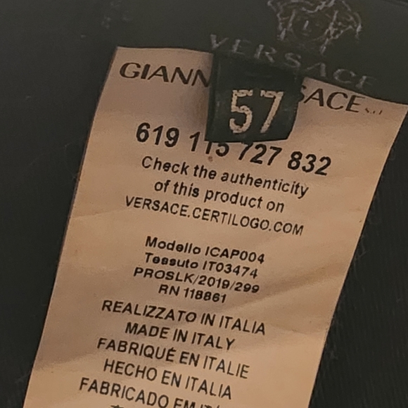 Versace hat - Picture 2 of 4